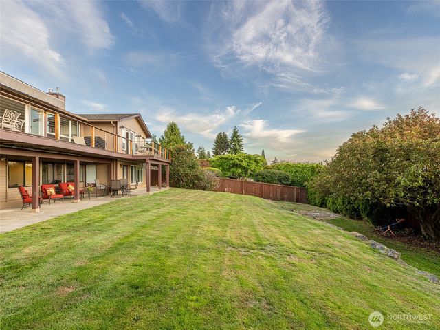 18631 2nd Avenue SW, Normandy Park, WA 98166