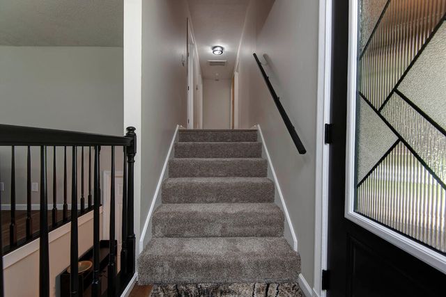 310 N 37th Street, Nixa, MO 65714