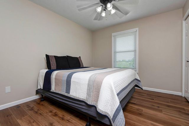 310 N 37th Street, Nixa, MO 65714