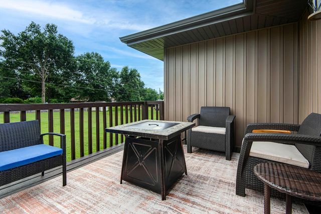 310 N 37th Street, Nixa, MO 65714