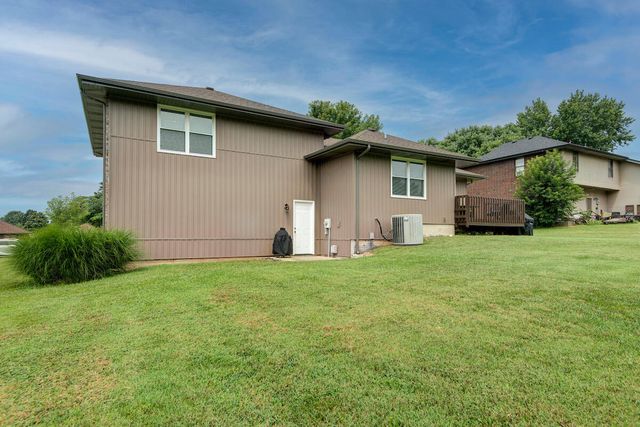310 N 37th Street, Nixa, MO 65714