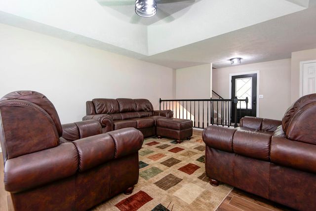 310 N 37th Street, Nixa, MO 65714