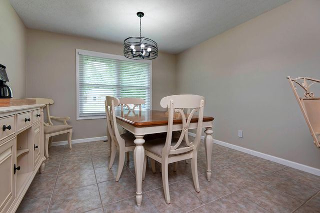 310 N 37th Street, Nixa, MO 65714