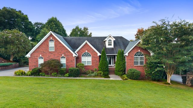 9120 Greystone Valley Dr, Ooltewah, TN 37363
