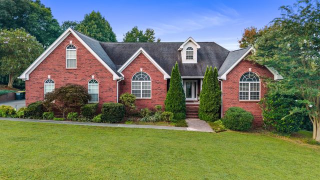 9120 Greystone Valley Dr, Ooltewah, TN 37363