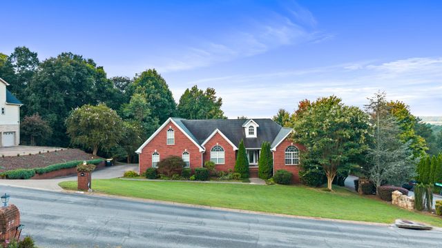9120 Greystone Valley Dr, Ooltewah, TN 37363