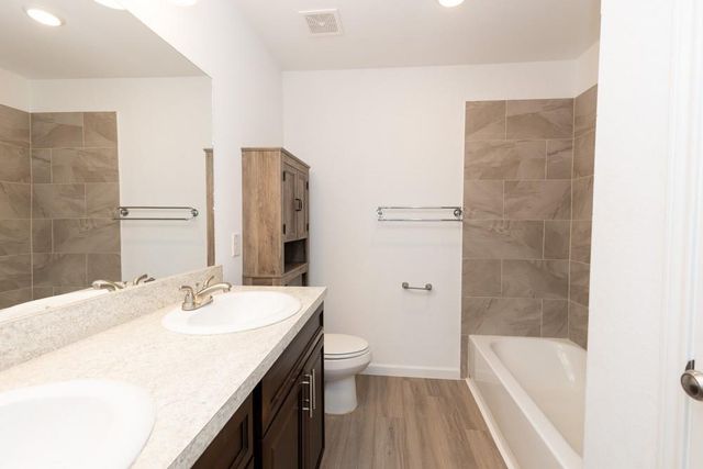 1240 22nd Street, Hempstead, TX 77445