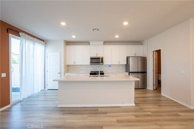 28228 Heirloom, Temecula, CA 92591
