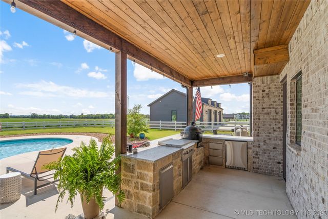 6440 E 171st Street, Bixby, OK 74008