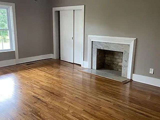 11495 Guthrie Rd, Guthrie, KY 42234
