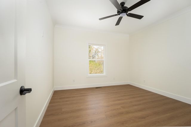 216 Goose Creek Circle, Soddy Daisy, TN 37379