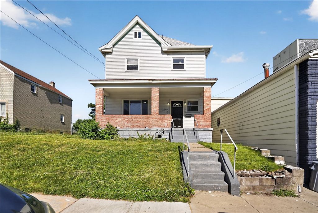 2509 Grandview Ave, Duquesne, PA 15132