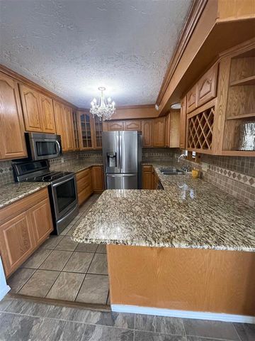 1701 NW Keystone Dr, Lawton, OK 73505