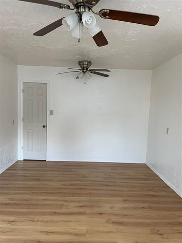 1701 NW Keystone Dr, Lawton, OK 73505