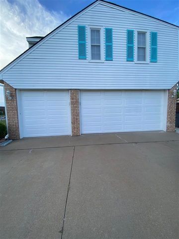 1701 NW Keystone Dr, Lawton, OK 73505