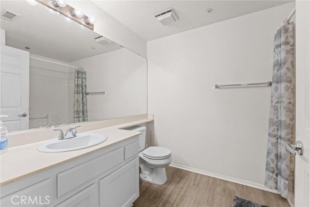 130 S Barranca St, 302, West Covina, CA 91791