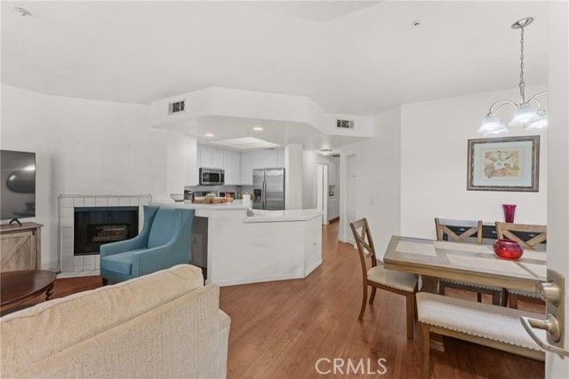 130 S Barranca St, 302, West Covina, CA 91791