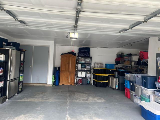 8536 Lazelle Village Drive, Lewis Center, OH 43035