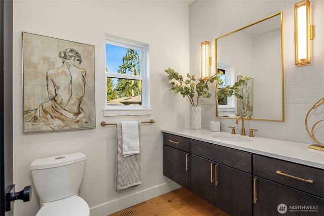 12226 NE 70th Street, Kirkland, WA 98033