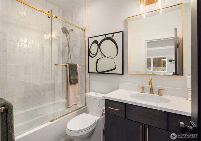 12226 NE 70th Street, Kirkland, WA 98033