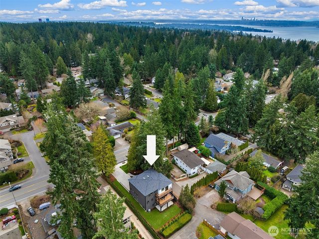 12226 NE 70th Street, Kirkland, WA 98033