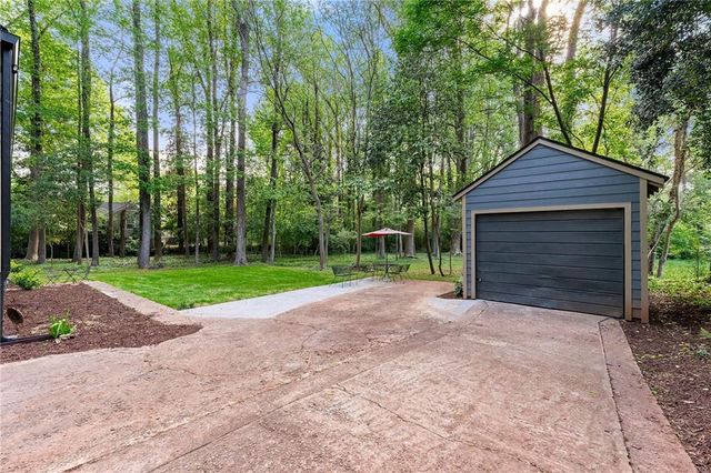 1186 Thomas Road, Decatur, GA 30030