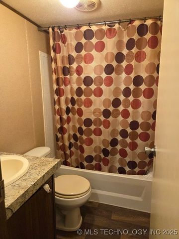 409623 E 1115 Road, Eufaula, OK 74432