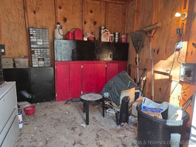 409623 E 1115 Road, Eufaula, OK 74432