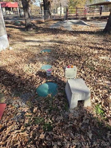 409623 E 1115 Road, Eufaula, OK 74432