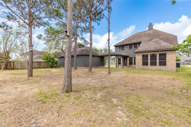 5214 Sleepy Creek, Cove, TX 77523
