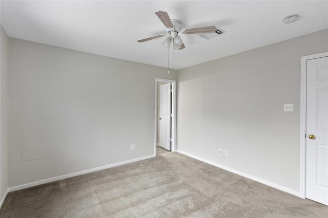 5214 Sleepy Creek, Cove, TX 77523