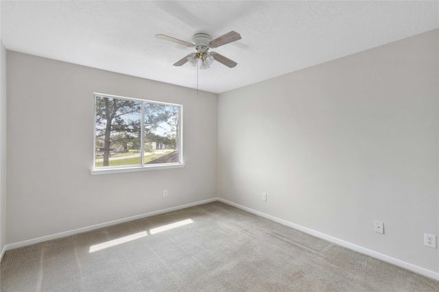 5214 Sleepy Creek, Cove, TX 77523