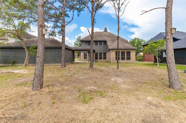 5214 Sleepy Creek, Cove, TX 77523