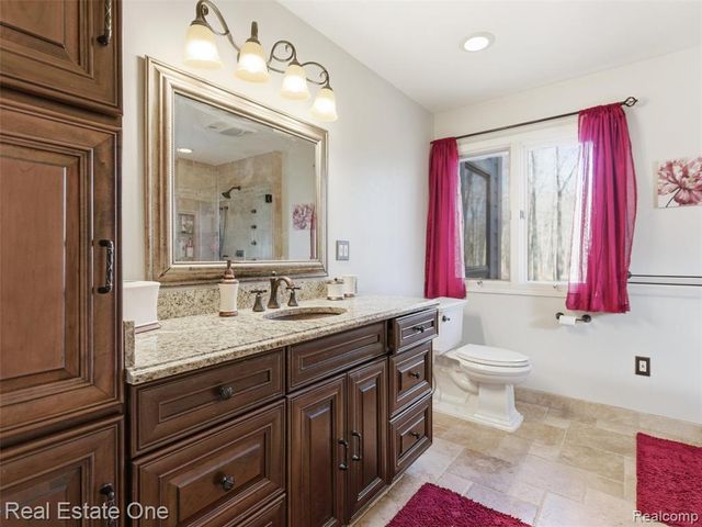 1755 Burrus Road, Ortonville, MI 48462