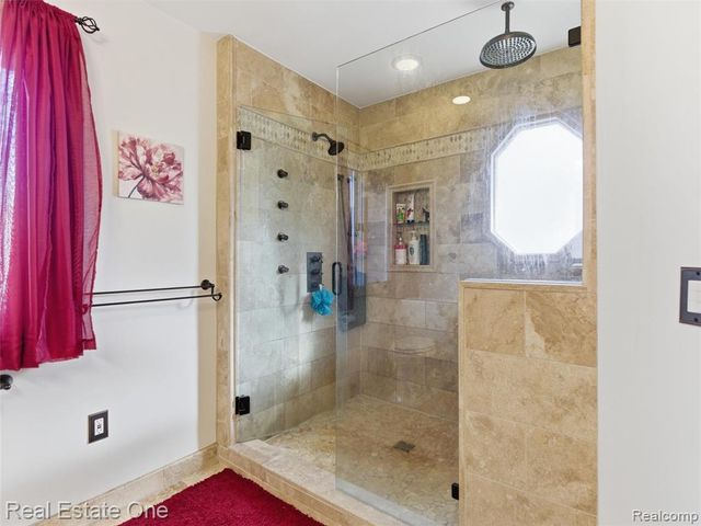 1755 Burrus Road, Ortonville, MI 48462