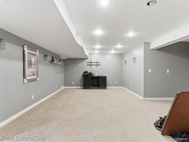 1755 Burrus Road, Ortonville, MI 48462