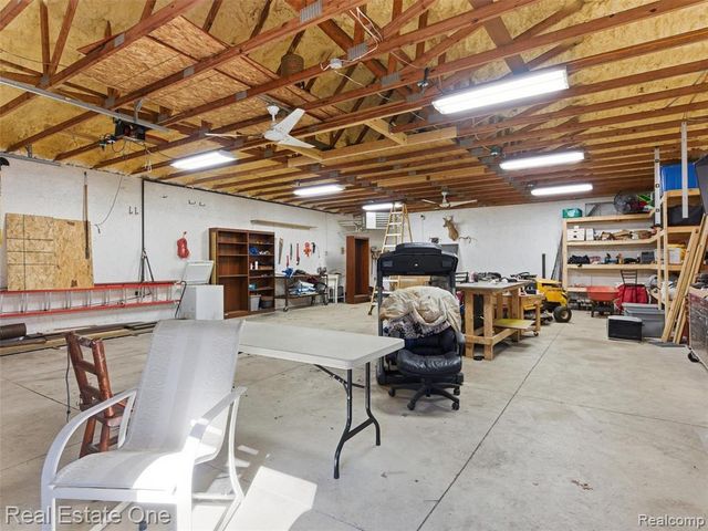 1755 Burrus Road, Ortonville, MI 48462