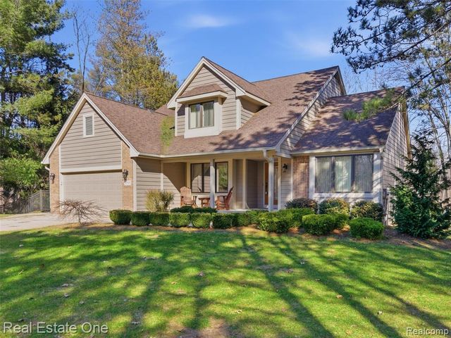 1755 Burrus Road, Ortonville, MI 48462