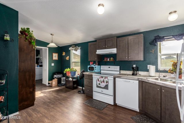 27324 N Ellbe Lane, Queen Creek, AZ 85144