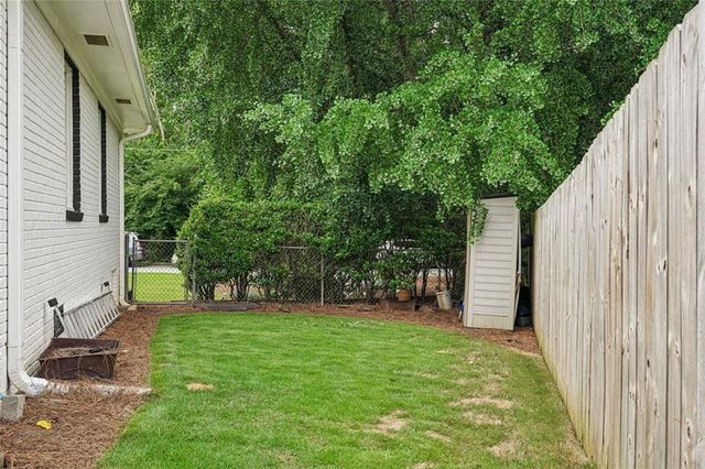 1631 Fearn Circle NE, Brookhaven, GA 30319