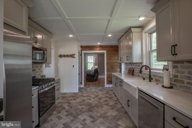 165 N 4TH ST, Souderton, PA 18964