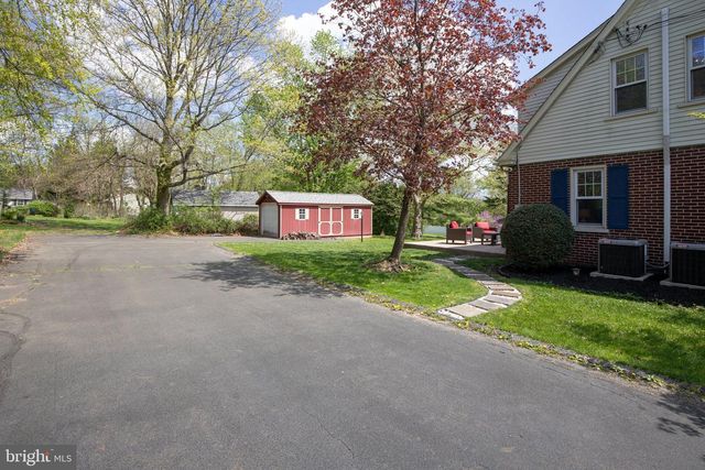 165 N 4TH ST, Souderton, PA 18964