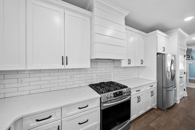 71 Fanning Bend Dr, Winchester, TN 37398