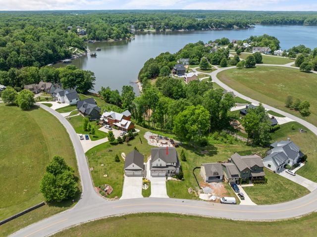 71 Fanning Bend Dr, Winchester, TN 37398