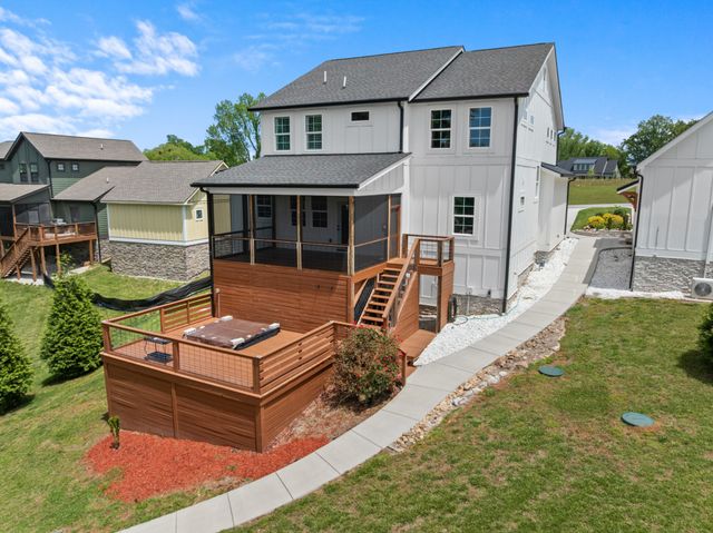71 Fanning Bend Dr, Winchester, TN 37398