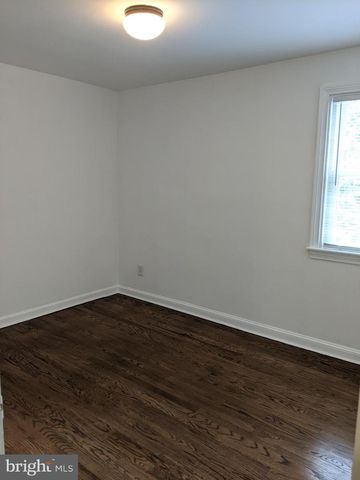 31 N CANNON DR, Wilmington, DE 19809