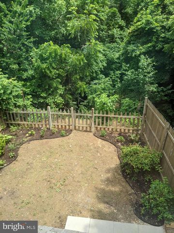 31 N CANNON DR, Wilmington, DE 19809