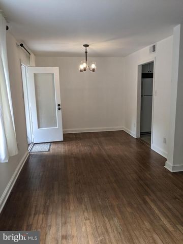 31 N CANNON DR, Wilmington, DE 19809