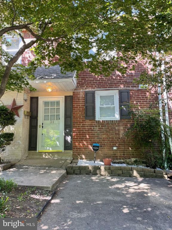 31 N CANNON DR, Wilmington, DE 19809