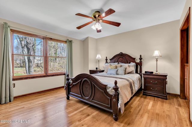 44 Bunker Hill Drive, Middletown, NJ 07748